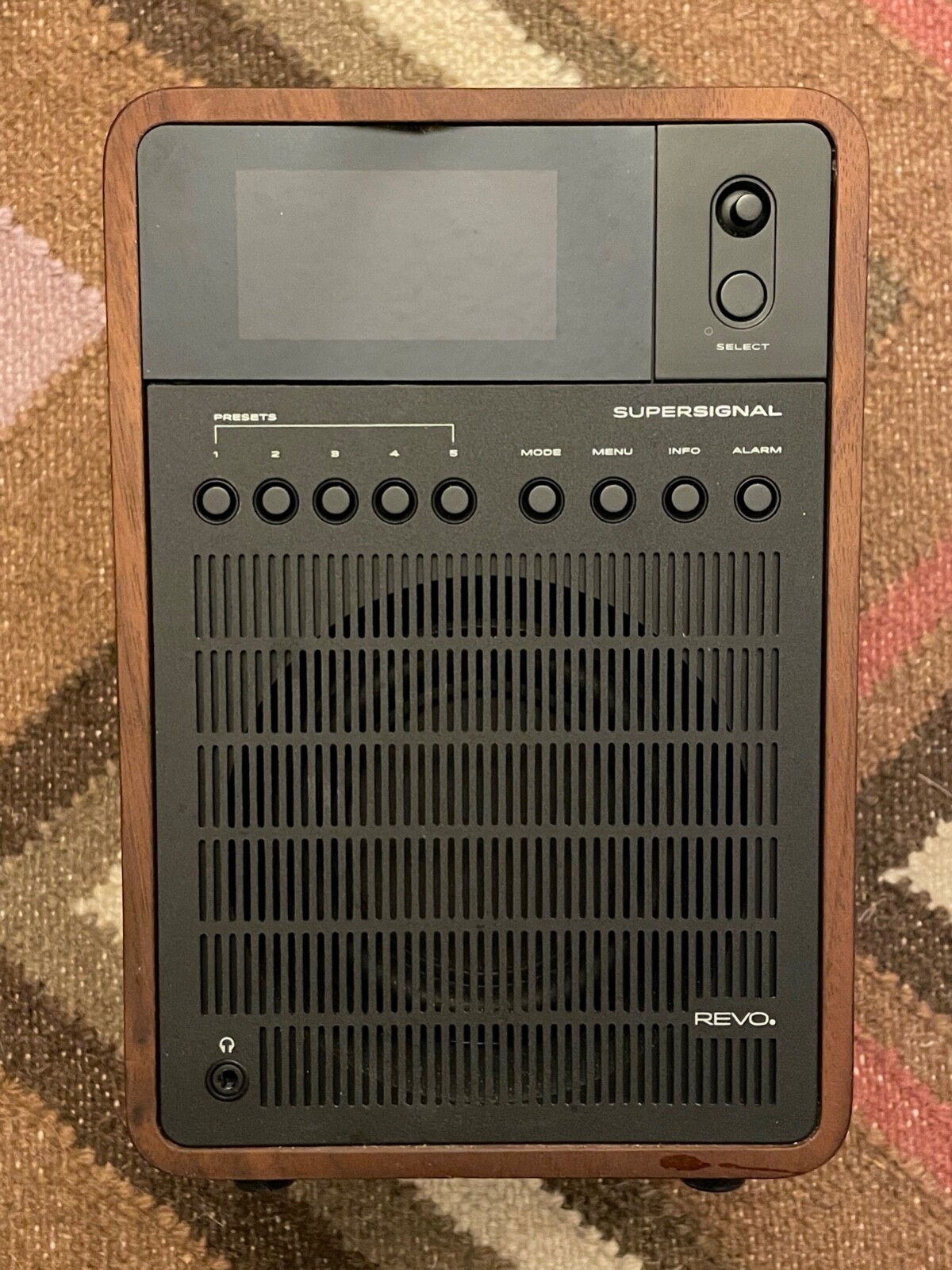 Revo Supersignal Compact Radio W/ Remote