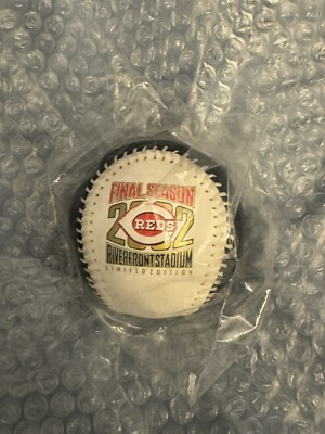 2002 Cincinnati Reds Final Season Riverfront Stadium Souvenir Baseball Rare HTF