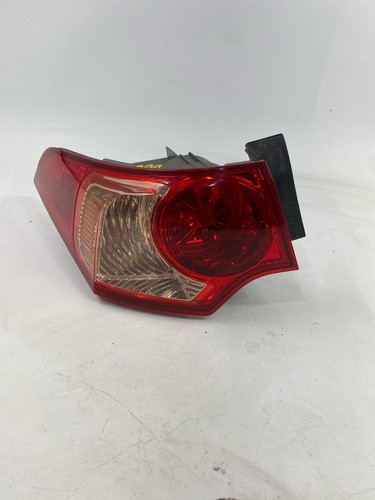 Used Left Tail Light Assembly fits: 2013 Acura Tsx Sdn quarter panel mounted Lef
