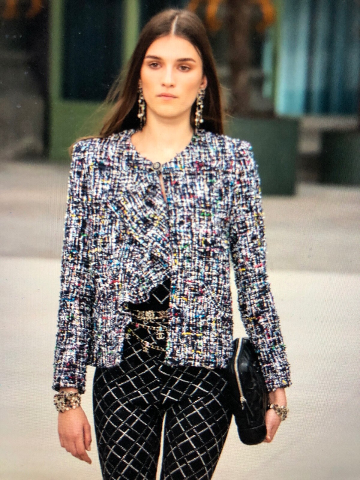 CHANELジャケット Chanel Tweed Moto Jacket Zipper Trim 2008A - Foxy Couture Carmel