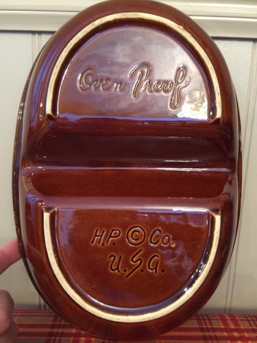 Vintage Hull Pottery 11” Oval Divided Dish Oven Proof In Brown Drip