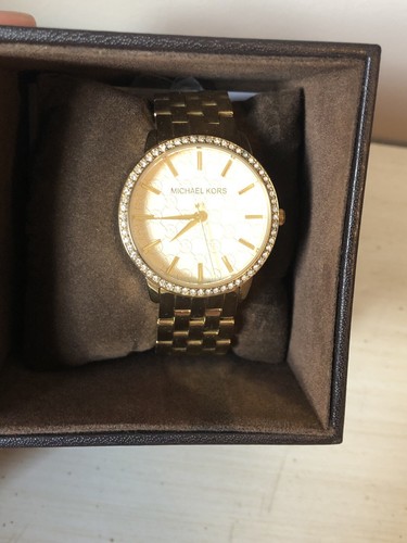 MICHAEL KORS ゴールド ホワイト 時計3こ Michael Kors Women's MK3120 Gold Tone Round Argyle MK Glitz