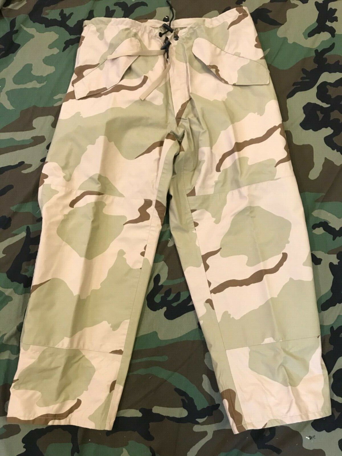 US GI GORE-TEX DESERT CAMO TROUSERS ECW PANTS NSN 8415-01 US GI GORE-TEX DESERT CAMO TROUSERS ECW PANTS NSN 8415-01