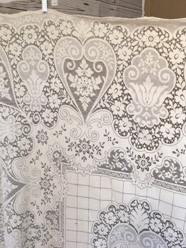 Vintage Lace Table Cloth Tablecloth Floral Rectangular 60 x 85 Off White Poly