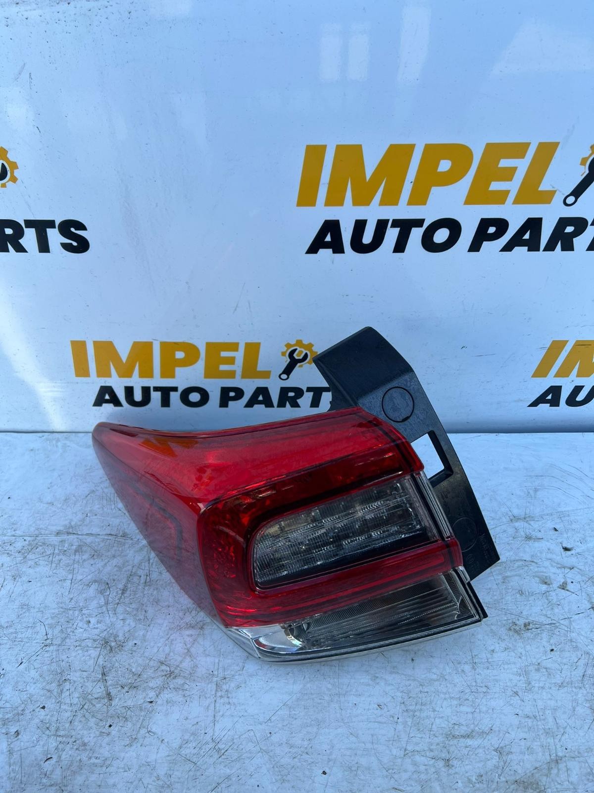 SUBARU IMPREZA G5 11/2016-09/2023 LEFT TAILLIGHT IN BODY WITH CHROME INSERT 2020 Subaru Impreza