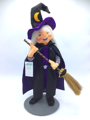 Annalee 2018 Good Witch 17'' Black Purple Halloween Doll Holds Broom - NEW w/ Tag