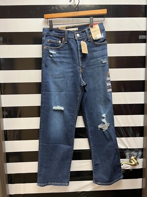 Women NWT ''Levi'' 28 x 27 denim jeans. Straight Ankle ,. Reg. $69.99