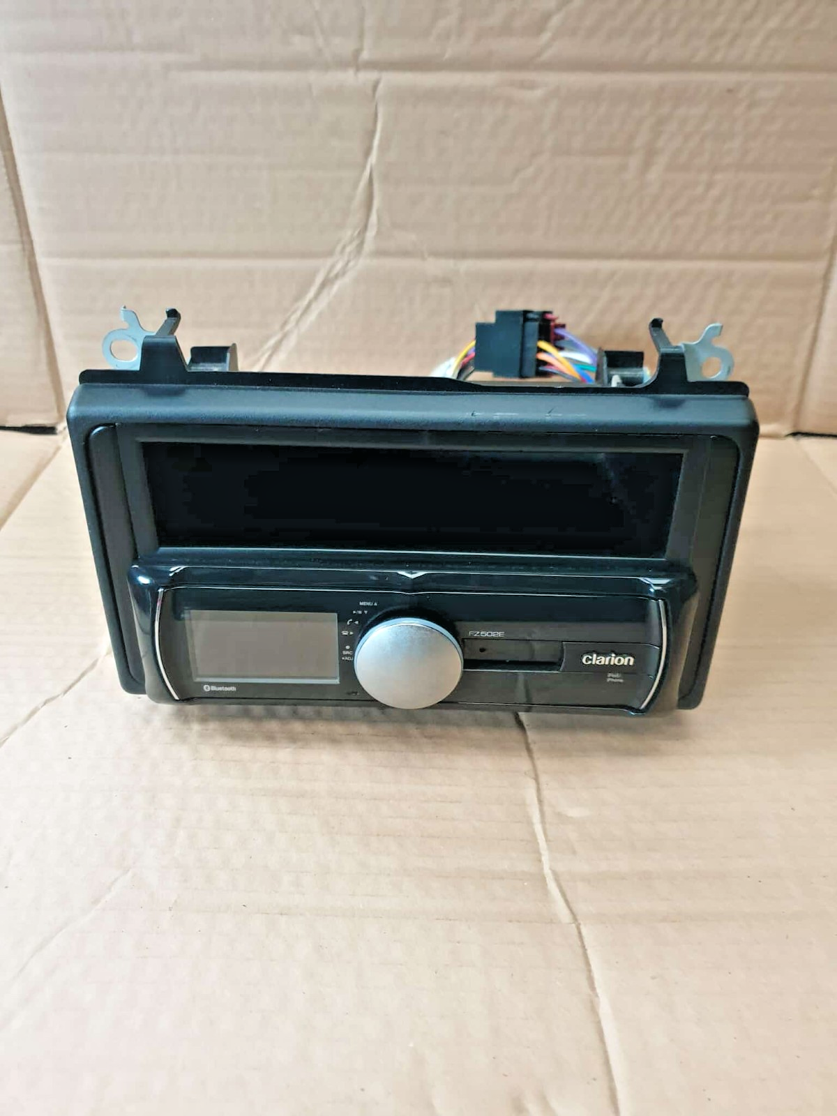 TOYOTA MR2 MK3 ROADSTER 99-06 CLARION RADIO WITH FRAME AND BRACKETS FZ502E