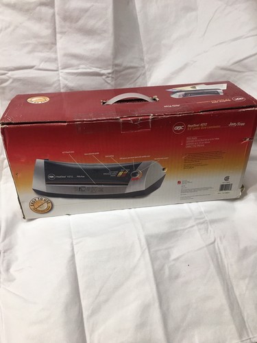 GBC HeatSeal H212 9.5-Inch Jam Free Series Pouch Letter Size Laminator