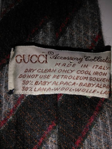Vintage GUCCI necktie 50% BABY ALPACA 50% WOOL 61