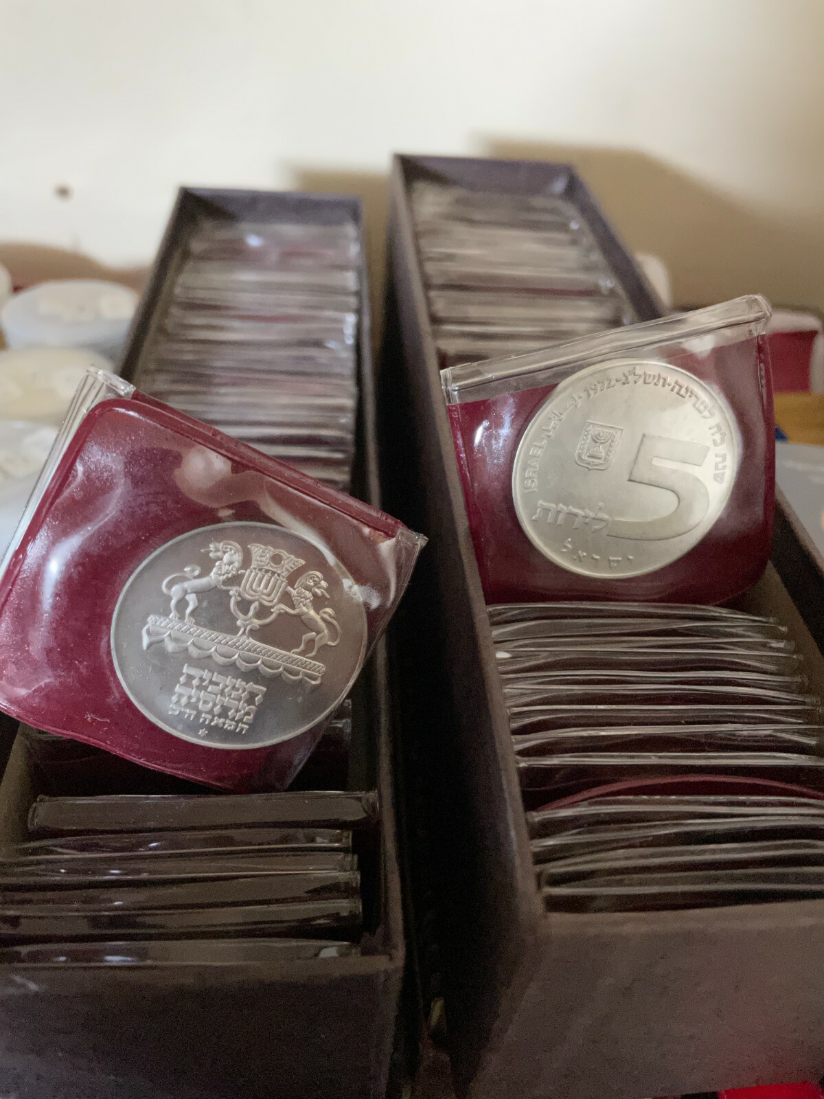 Israel - Silver 5 Lirot Coin - 'Hanukkah: Russian Lamp w/ case'  - 1972 - UNC