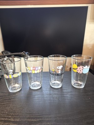 Lot Of 4 Peanuts Snoopy Woodstock Easter Egg 16oz Glass Set