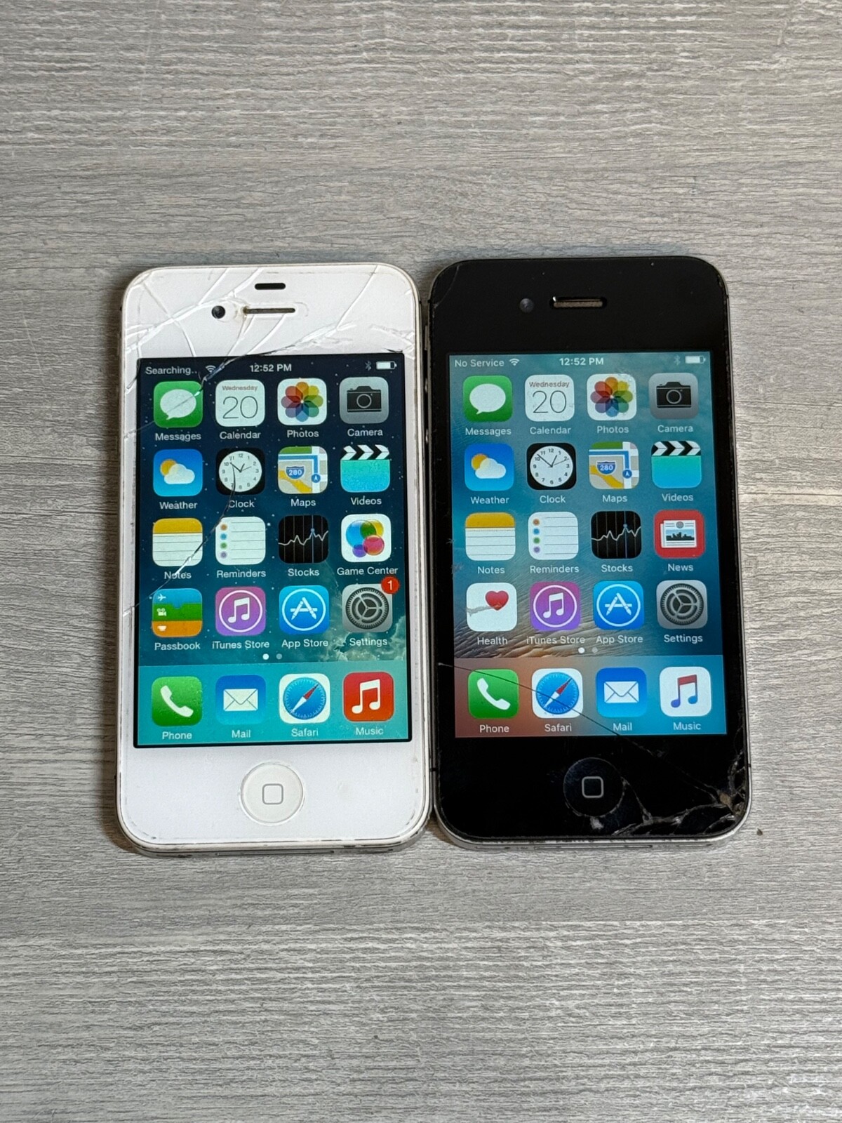 Apple iPhone 4s - 8GB 16GB 32GB 64GB - Unlocked AT&T Sprint