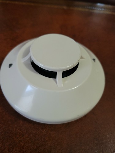 Gamewell FCI ASD-PL2 Fire Alarm Addressable Photoelectric Smoke Detector  EUC!