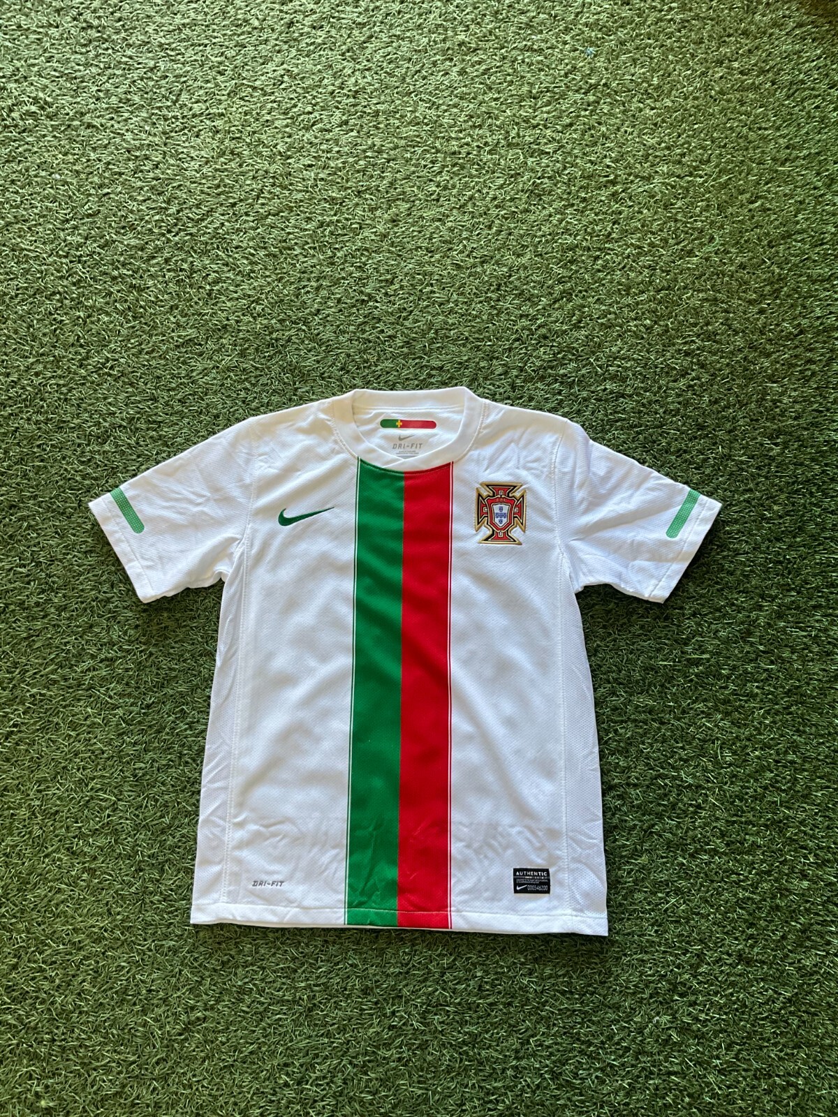 Nike ポルトガル代表 NUNO GOMES 21 Mサイズ　オーセンティック Nike ポルトガル代表 NUNO GOMES 21 Mサイズ オーセンティック