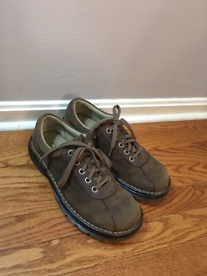 pre owned doc martens
