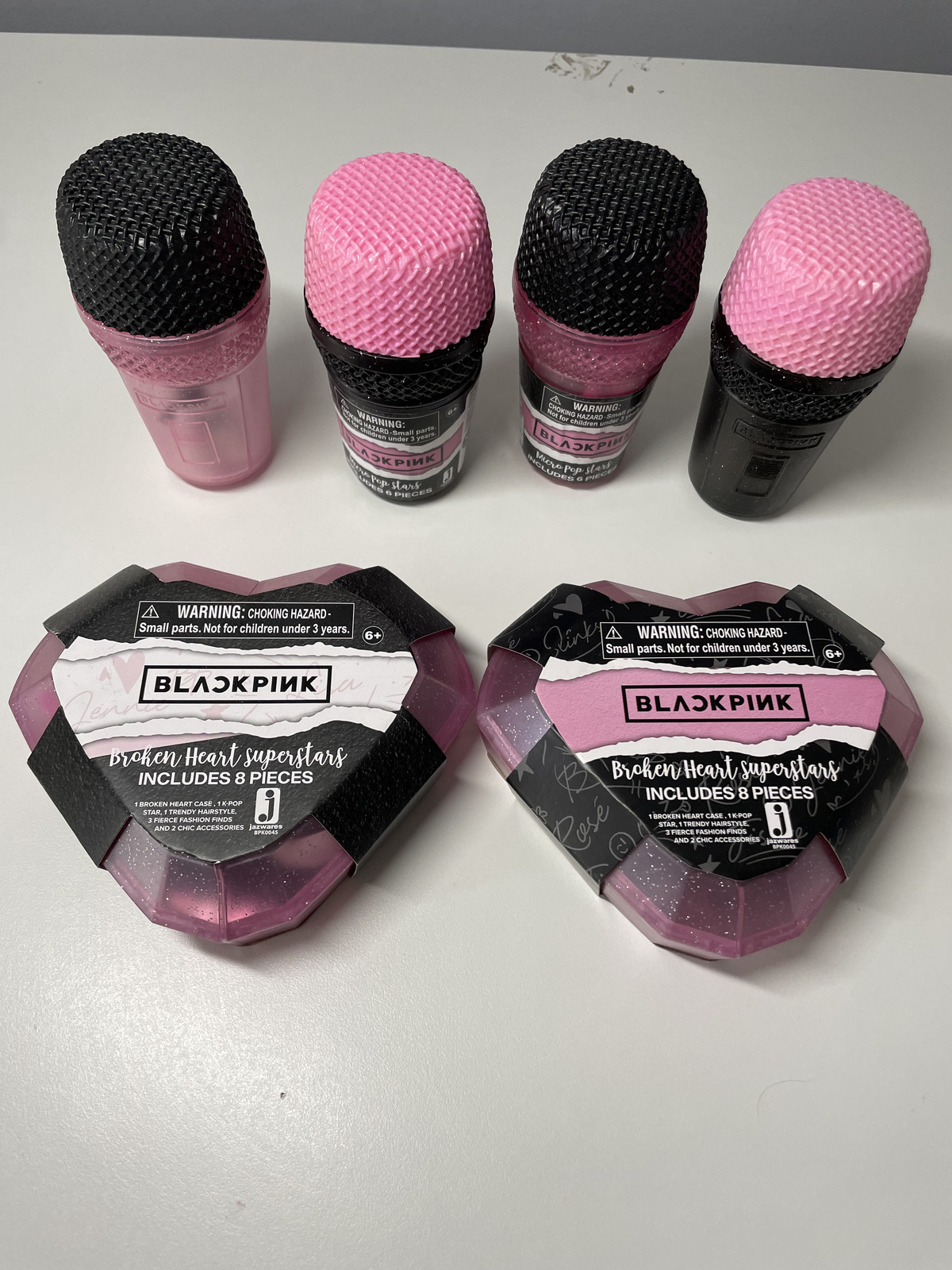 アイドル BLACK PINK BLACKPINK x Asahi Super Dry cans with solo pictures of the members