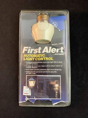 First Alert Automatic Light Control Model LS420