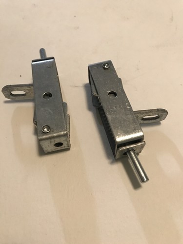 Bertazzoni 405078 Pair Of Hinges For Flap Door On Bertazzoni Range
