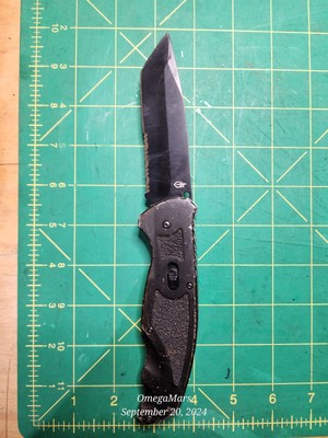 Gerber Gear Answer FAST Knife, Serrated Edge black
