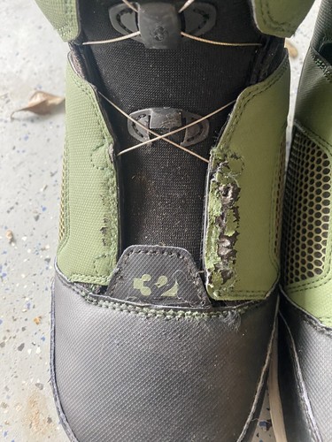 Men&rsquo;s Size 13 ThirtyTwo BOA Snowboard boots.