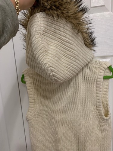 SALE!!! michael kors Medium Beige Knitted Sleeveless Jacket Hooded