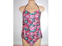 Size 14-16 M/&S Bandeau Removable Padding Halterneck Tankini Red