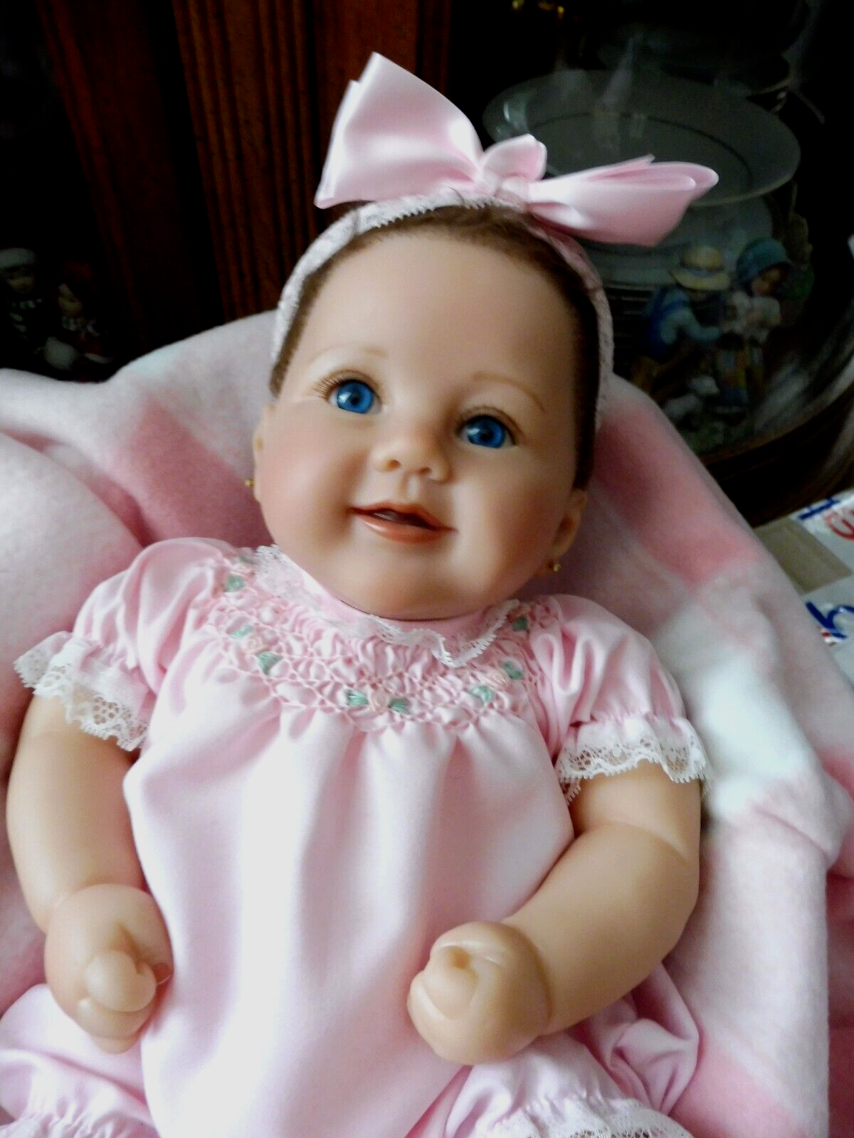 ASHTON DRAKE/PING LAU VINYL & CLOTH WEIGHTED 17 INCH DOLL 