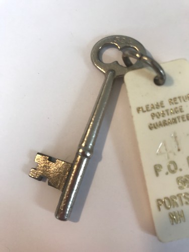 Vintage Hotel Suite Skeleton Key 3” Taylor Portsmouth New Hampshire