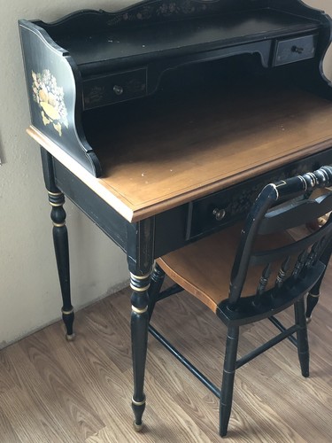 Vintage Ethan Allen Hitchcock Ladies Desk