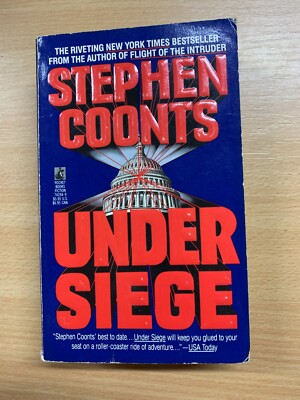 1991 Stephen Coonts" Bajo Siege "Militar Fiction USA Libro de Bolsillo (P3)