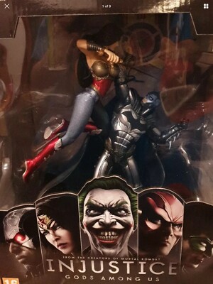 INJUSTICE GODS AMONG US BATMAN VS WONDER WOMAN UK COLLECTOR'S EDITION PS3 STATUE