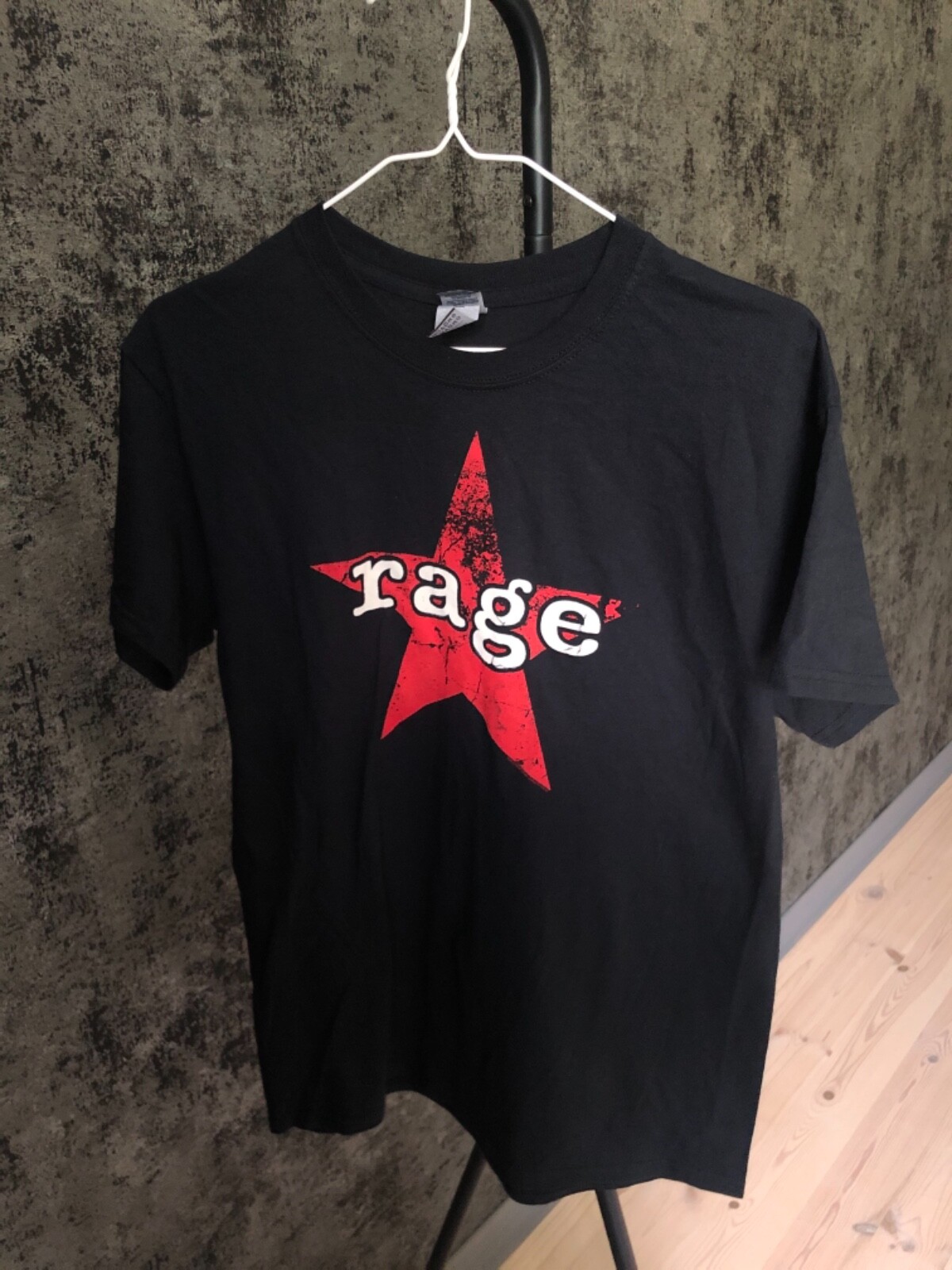RAGE AGAINST THE MACHINE RED STAR COMMUNIST BAND TEE | eBay RAGE AGAINST THE MACHINE RED STAR COMMUNIST BAND TEE | eBay