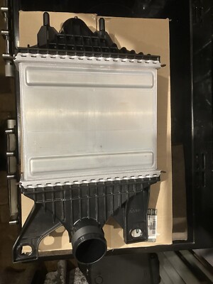 Land Rover Genuine Intercooler Fits Discovery 4 5 Range Rover Sport Velar