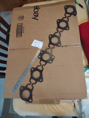 MCBEE NAVISTAR EXHAUST MANIFOLD GASKET 1PC OEM INTERNATIONAL 1886793C1 USED GOOD