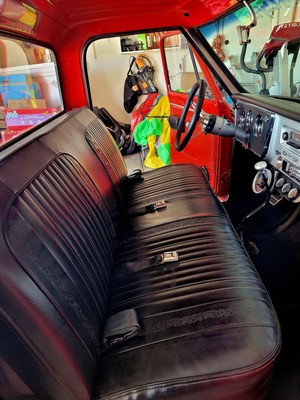 image 4 of interior