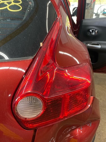 Used Right Tail Light Assembly fits: 2013 Nissan Juke quarter panel mounted Righ