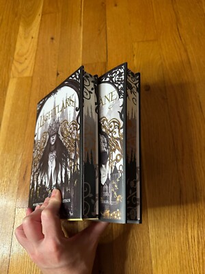 Bookish Box Lightlark & Nightbane Set Alex Aster NEW SIGNED STENCILED Unread