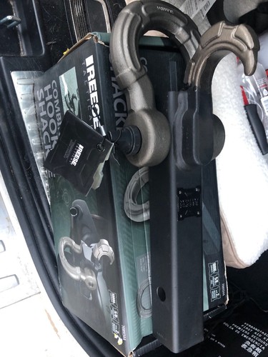 CEQUENT CONSUMER PRODUCTS Tow Hook/Shack 7089344