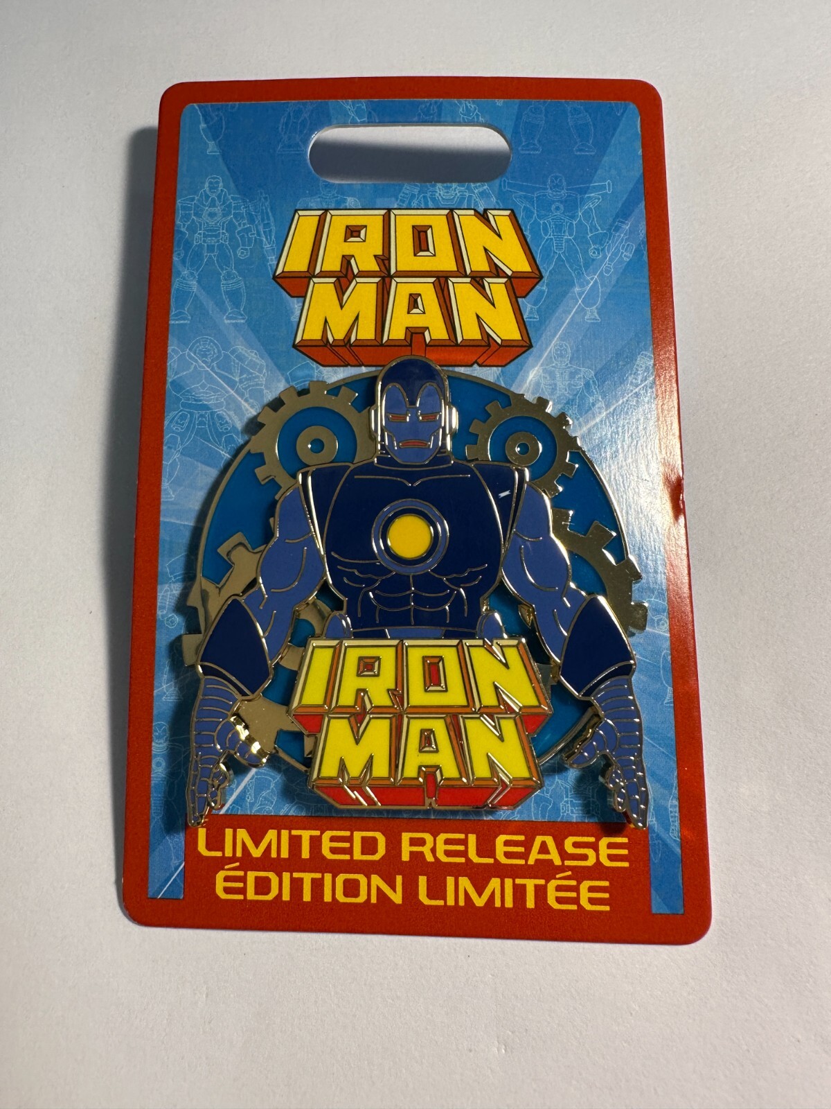 STEALTH SUIT BLUE 2023 Marvel Classic Iron Man Pin Disney LR