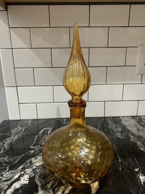 vtg mcm yellow/topaz decanter with stopper