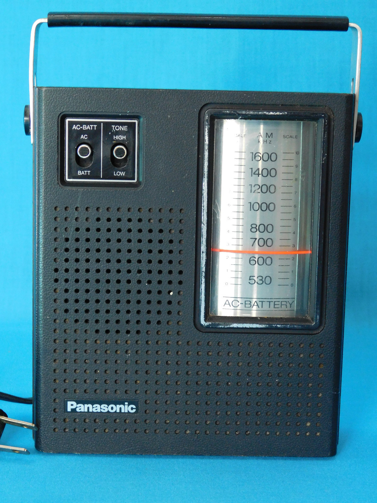 VTG MATSUSHITA NATIONAL PANASONIC TRANSISTOR RADIO R-1493 AM VTG MATSUSHITA NATIONAL PANASONIC TRANSISTOR RADIO R-1493 AM