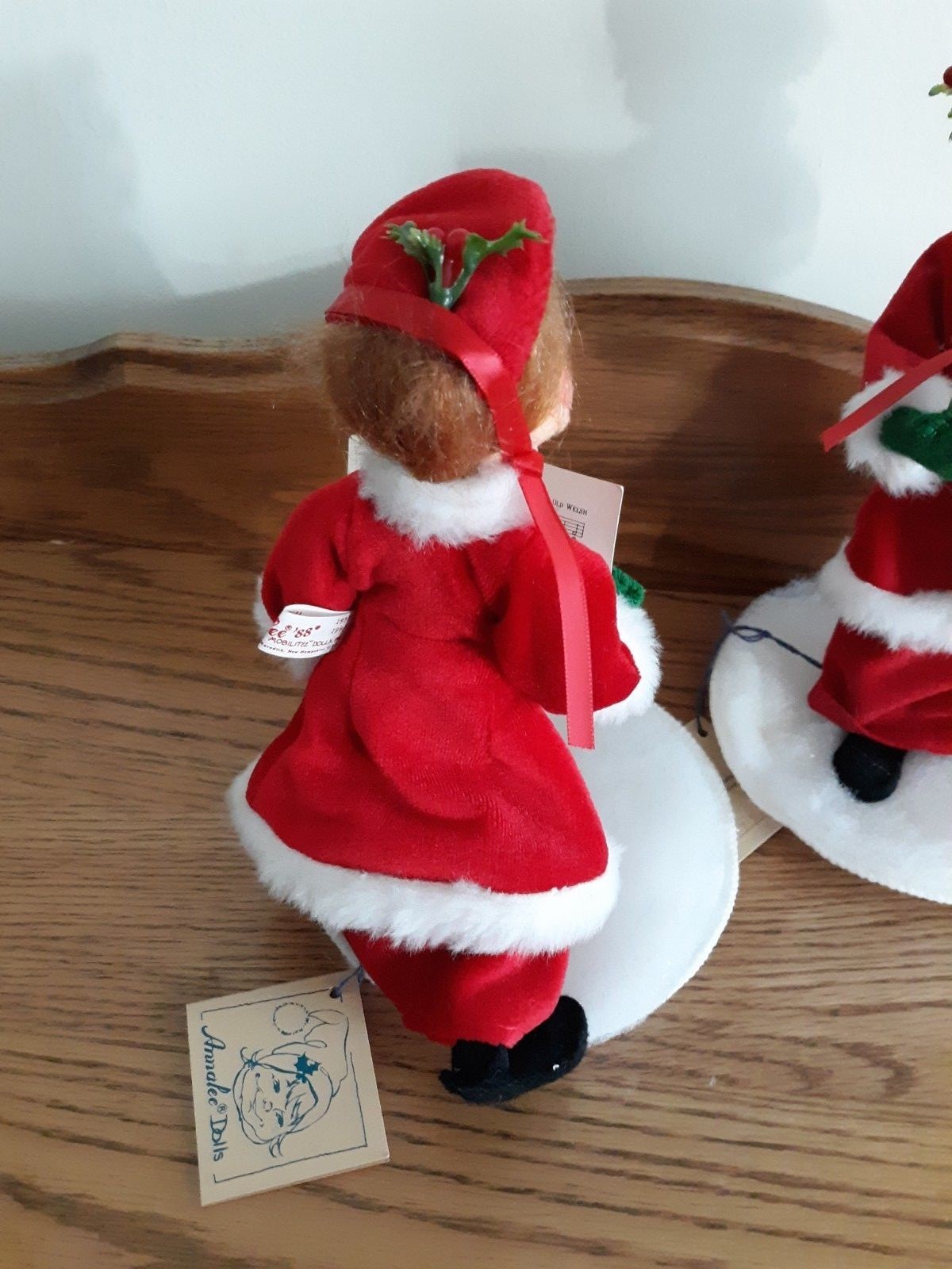 1988 & 1990 Annalee Christmas Woman Carolers 7265 W/ Tags