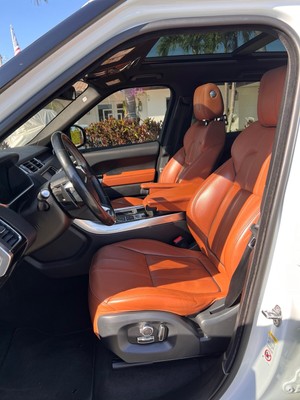 image 12 of interior
