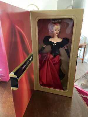 Avon winter splendor barbie shop