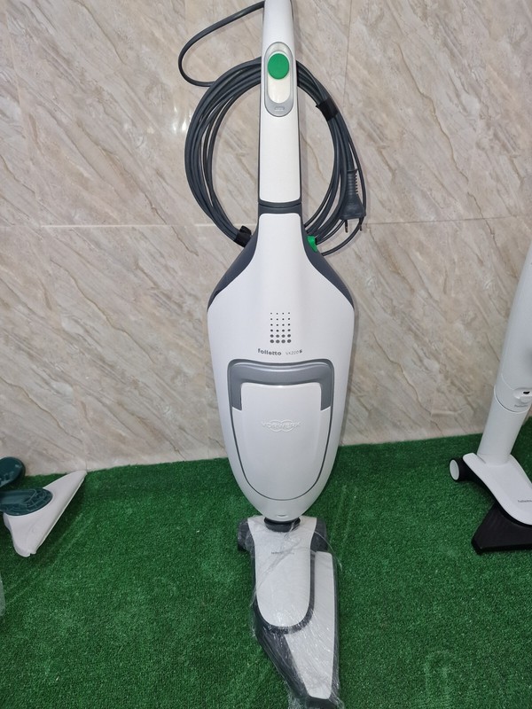 Vorwerk Folletto Vk 220s - Ultimo Modello Con Cavo - Garanzia E Sacchetti 