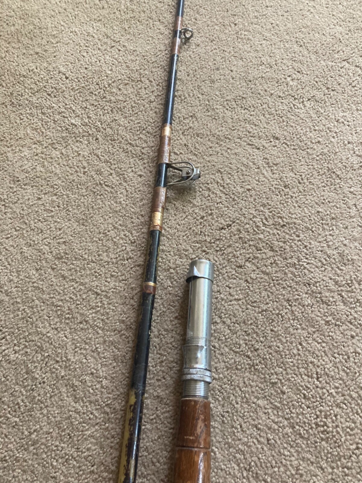 Rare Vintage St. Croix 6' 2 pc. H Fishing Rod w/ Roller