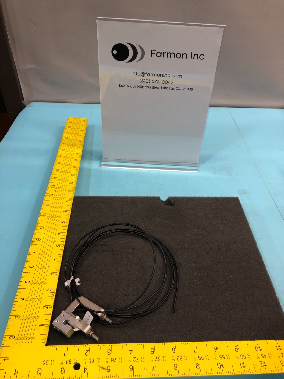 Omron E32-TC200 Photoelectric Switch Assy, Wafer Sensor, 172308
