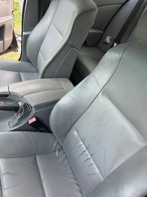 image 3 of interior