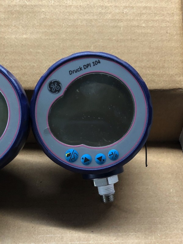 GE Druck DPI 104 Digital Pressure Gauge, 100 PSIG, 05V Output